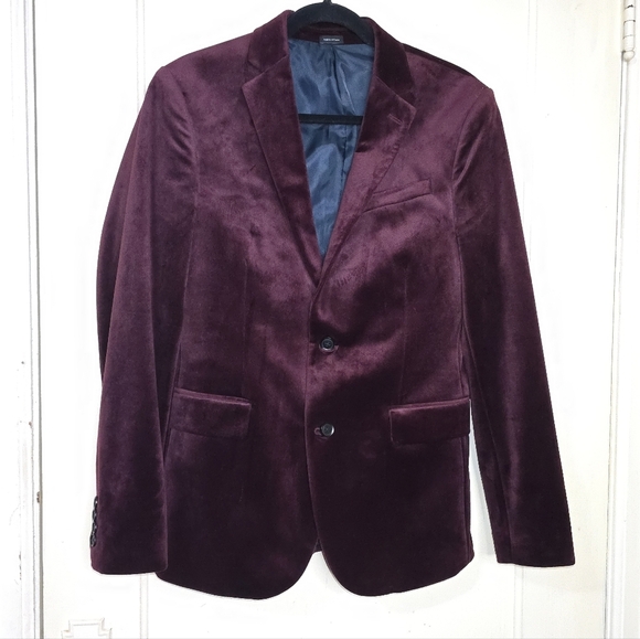 Men's Burgundy Blazer - Picture 2 of 10